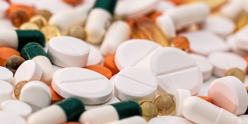 Addiction médicaments — dépendance et sevrage